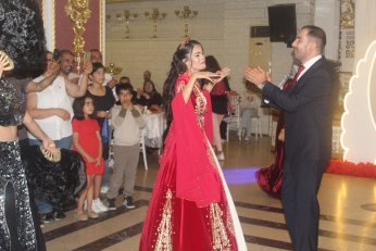 Sazı alah tarı çalah. Oynayalım Terekeme…