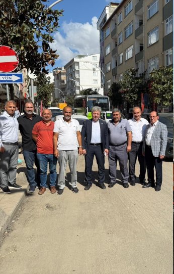 Belediye ağustos böceği gibi. Esnafı toza çileye mahkûm etti