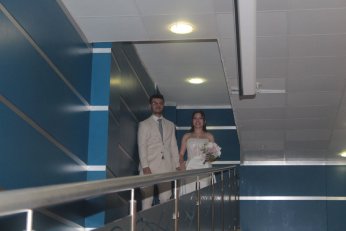 Berfin ile Aliseydi kalemi  bu sefer imza için kullandı