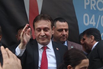 Ne dediyse yapmıştır. Yapacaktır