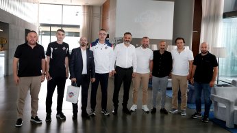 Adeta “iç sahaya” deplasman yapmışlar