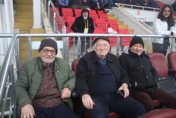 3’ncü Lig’e AZ kaldı AZ 