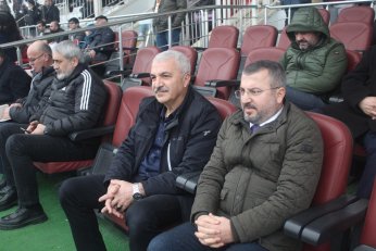 3’ncü Lig’e AZ kaldı AZ 