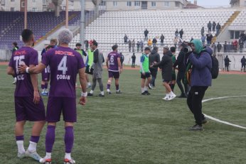 3’ncü Lig’e AZ kaldı AZ 