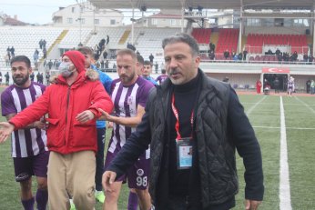 3’ncü Lig’e AZ kaldı AZ 