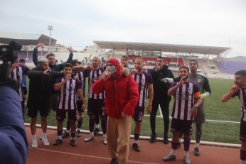 3’ncü Lig’e AZ kaldı AZ 