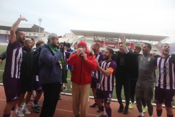 3’ncü Lig’e AZ kaldı AZ 