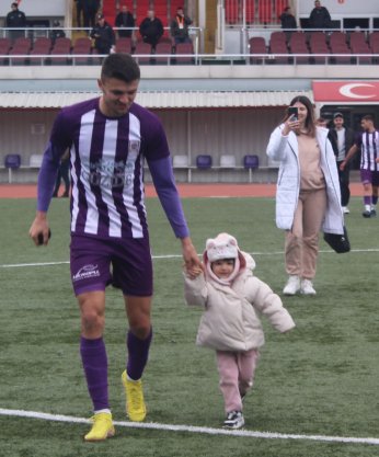 3’ncü Lig’e AZ kaldı AZ 