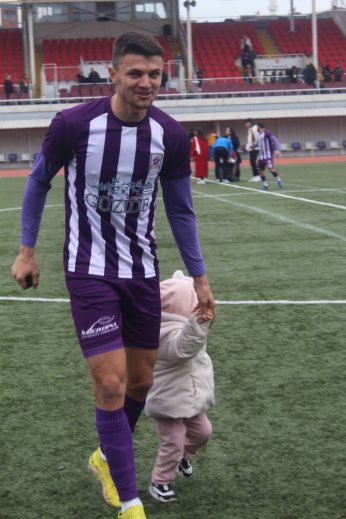 3’ncü Lig’e AZ kaldı AZ 