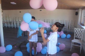 Şimal Altunlu iş hayatına  ikisi bir arada atılıyor