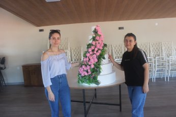 Şimal Altunlu iş hayatına  ikisi bir arada atılıyor