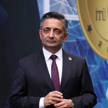 Hakan hoca GEBKİM’e  ELMAS için geliyor