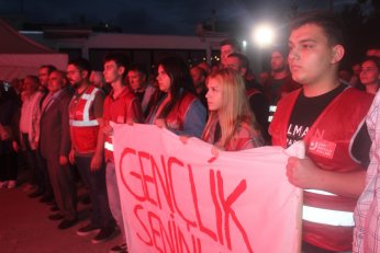 Yalnızca oy, destek  değil omuz istiyorum