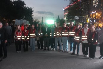 Yalnızca oy, destek  değil omuz istiyorum