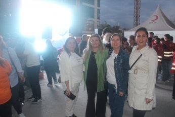 Yalnızca oy, destek  değil omuz istiyorum