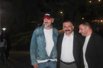 Yalnızca oy, destek  değil omuz istiyorum