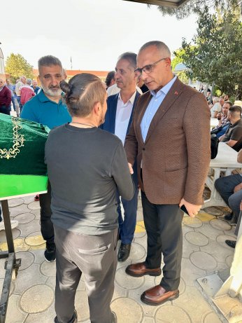 Ruhu dünyayı terk etti.  Bedeni mahallesinde 