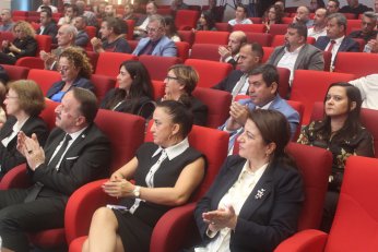 İlknur Bolu ve Azmi hocanın gurur günü 