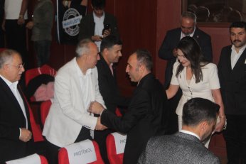 CHP Çayırova’da gemisini  kurtaran Dağıstan kaptan