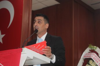 CHP Çayırova’da gemisini  kurtaran Dağıstan kaptan