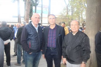 Dünya imtihanı öğretmekle geçti