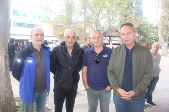 Dünya imtihanı öğretmekle geçti