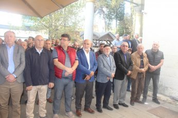 Dünya imtihanı öğretmekle geçti