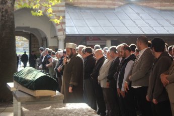 Dünya imtihanı öğretmekle geçti