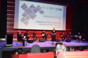 Türküler de onları söylerdi. Bu sefer onlar türkü söyledi