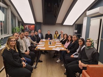 İkinci adamlığa Çelik irade 