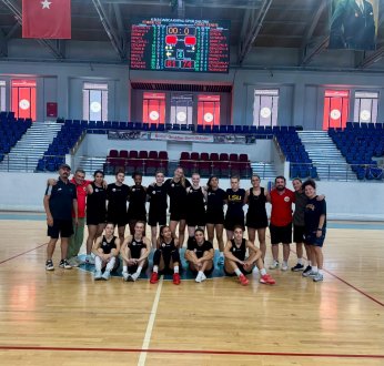 Darıca Basketbol Feneri Darıca’da görücüye çıkıyor 
