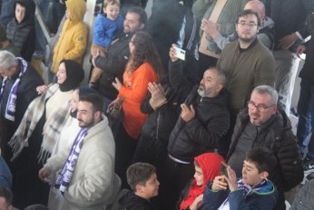 Yine çok bir güzeliz. Yine de biz lideriz