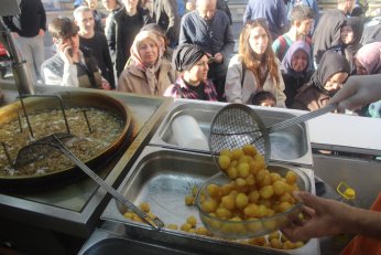 Tanyeliler hayır  lokmasıyla yad edildi