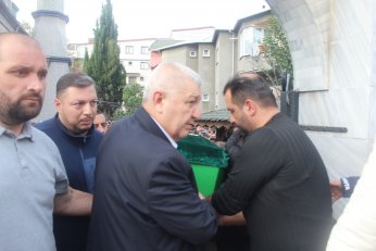 Sendikası, partisi ve Gebze “Razıyız” diye uğurladı 