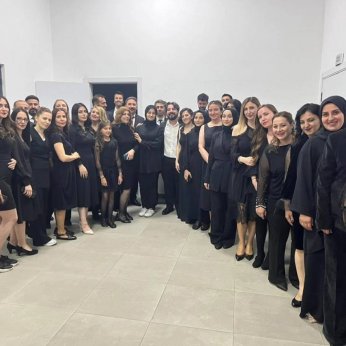 Pandemide sallandı, yıkılmadı: Türkü, yeniden… 