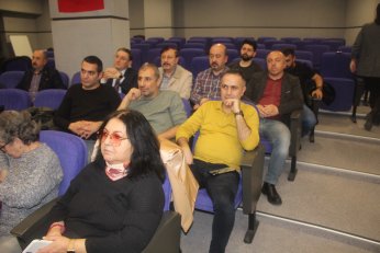 Gelmiyorlarsa gereken dersi alacaklar.  