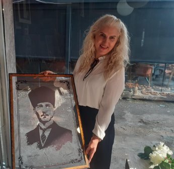 Fırçamdan Kalbime, Kalbimden Atatürk’e