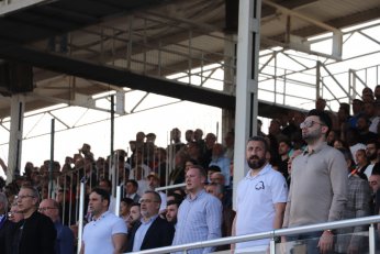 Tarihi zafer. İmza: MuZAfFER BİLazer