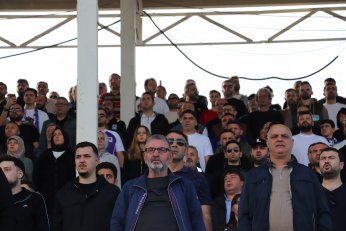 Tarihi zafer. İmza: MuZAfFER BİLazer