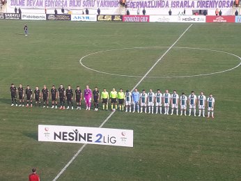 Tarihi zafer. İmza: MuZAfFER BİLazer