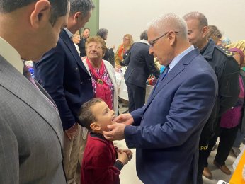 Yarısı senin / benim. Yarısı okulun yarısı öğrencinin 