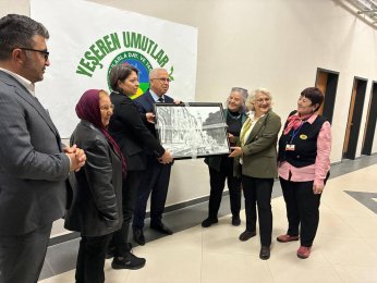 Yarısı senin / benim. Yarısı okulun yarısı öğrencinin 