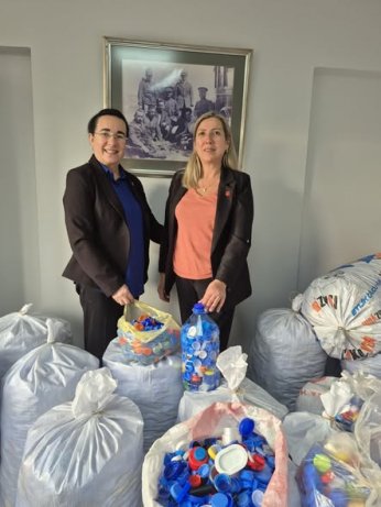 Çuvallarca kapak Düzce’de “burs” olacak