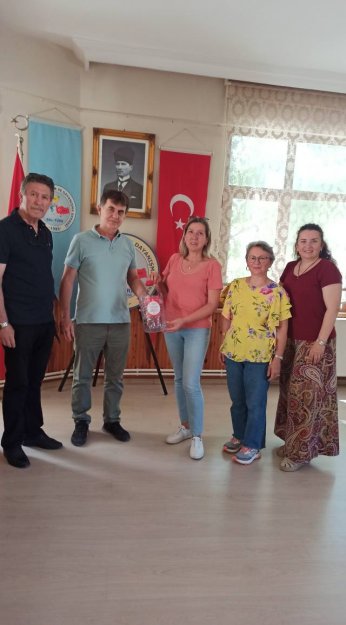 Çuvallarca kapak Düzce’de “burs” olacak