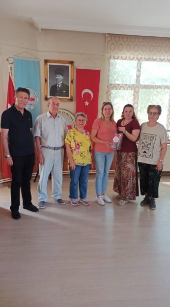 Çuvallarca kapak Düzce’de “burs” olacak