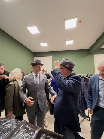 39 binin 28 bini bursa 11 bini okula