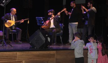 Biraz daha çalışırsak metroda para kazanabilirim