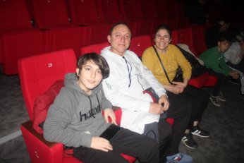 Biraz daha çalışırsak metroda para kazanabilirim