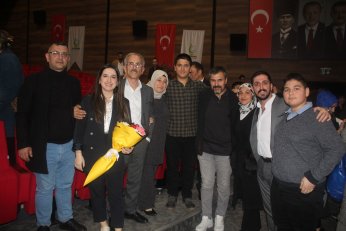 Türkülerin kimseye ihanet ettiğini görmedim