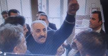 Yaman’a dört oy veren  kolum dört yerden kırılsın!